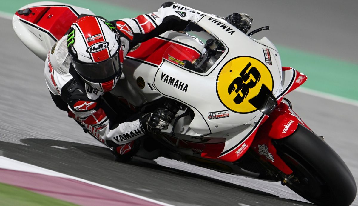Cal Crutchlow ha rodado con una Yamaha especial 60 aniversario Cal Crutchlow ha rodado con una Yamaha especial 60 aniversario