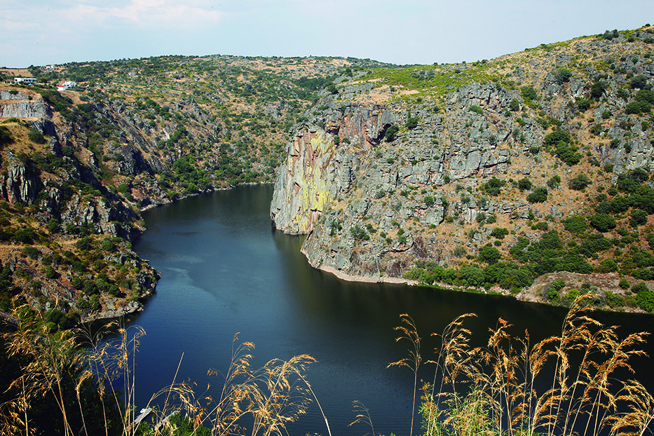 Ruta en scooter por los Arribes del Duero.