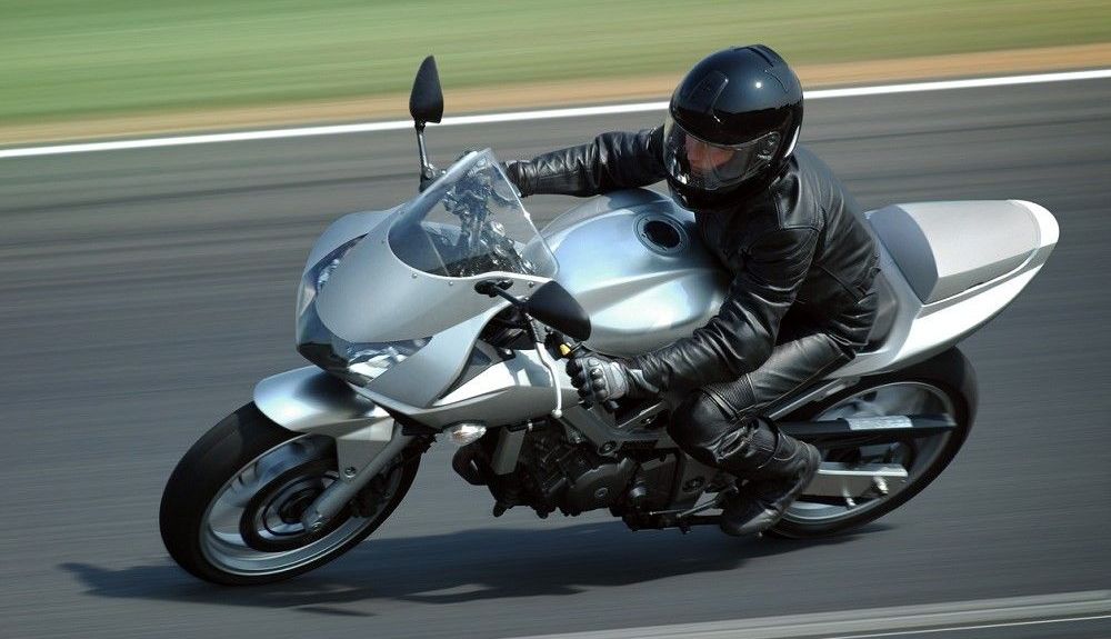 El cambio automatico ayuda al manejo de la moto. Fuente: iStock.com/sweetmoments El cambio automatico ayuda al manejo de la moto. Fuente: iStock.com/sweetmoments