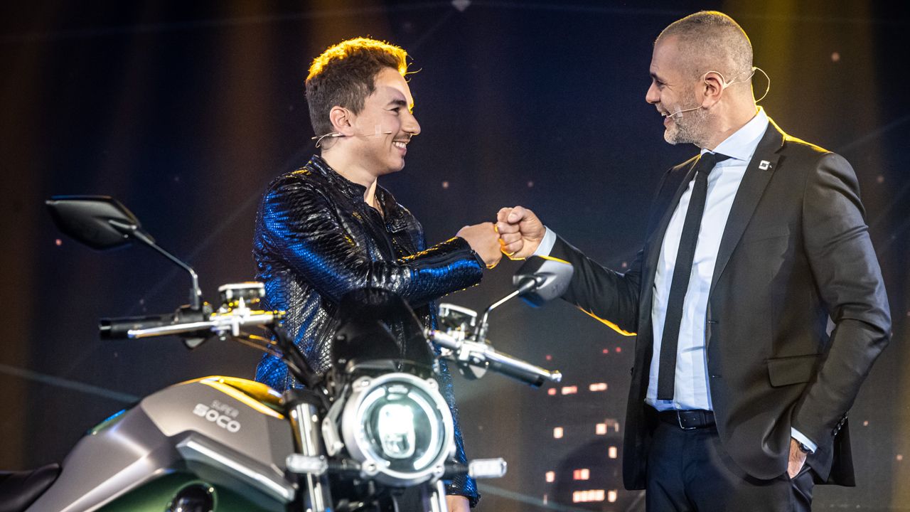 Jorge Lorenzo, embajador de la marca Super Soco