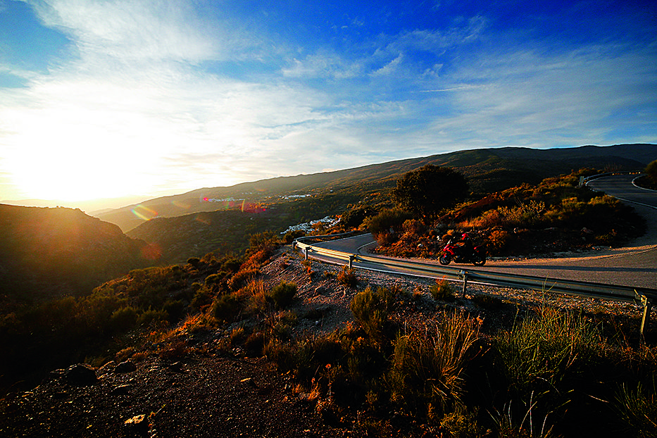 Las Alpujarras en moto.