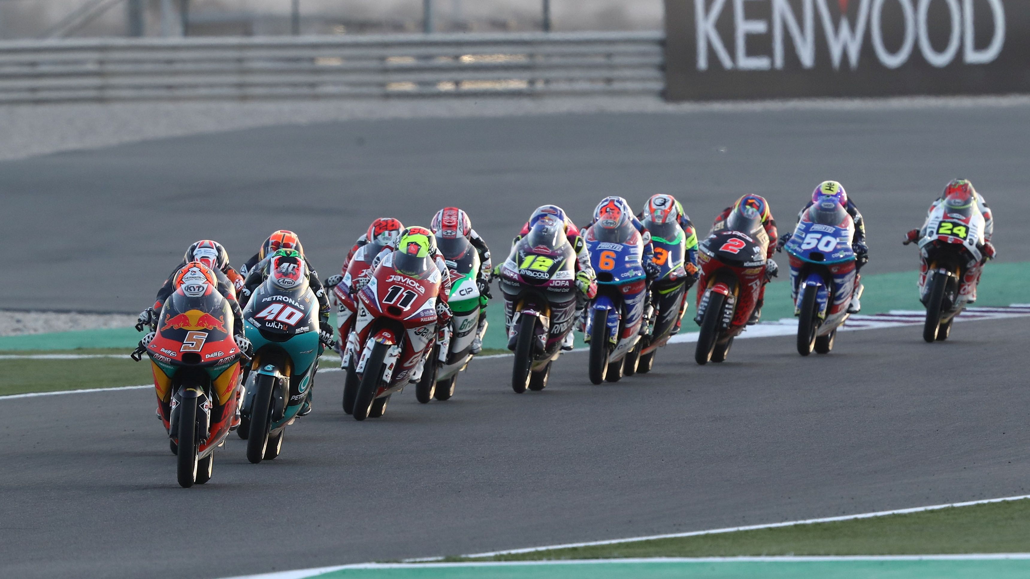 Jaume Masià lidera el numeroso grupo de Moto3