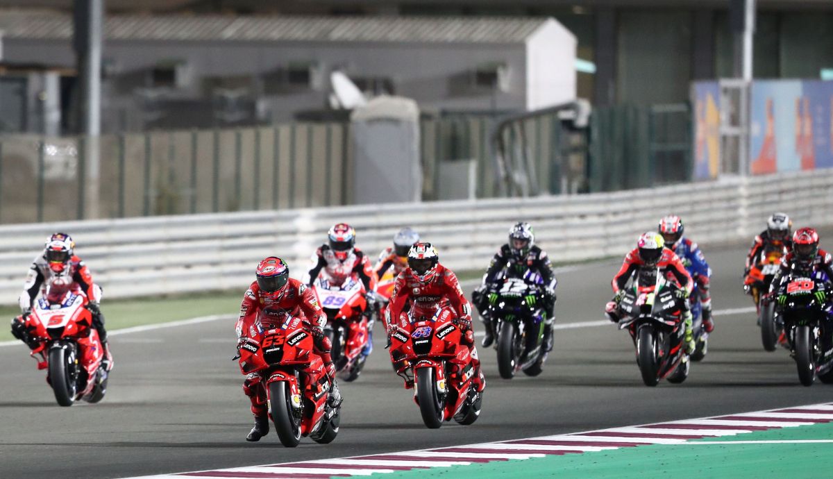 Pecco Bagnaia apura la primera frenada ante Jack Miller, Johann Zarco y Jorge Martín Pecco Bagnaia apura la primera frenada ante Jack Miller, Johann Zarco y Jorge Martín