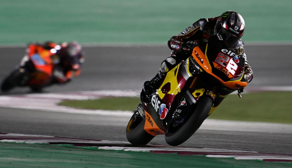 Sam Lowes se escapa rumbo a una victoria incontestable Sam Lowes se escapa rumbo a una victoria incontestable