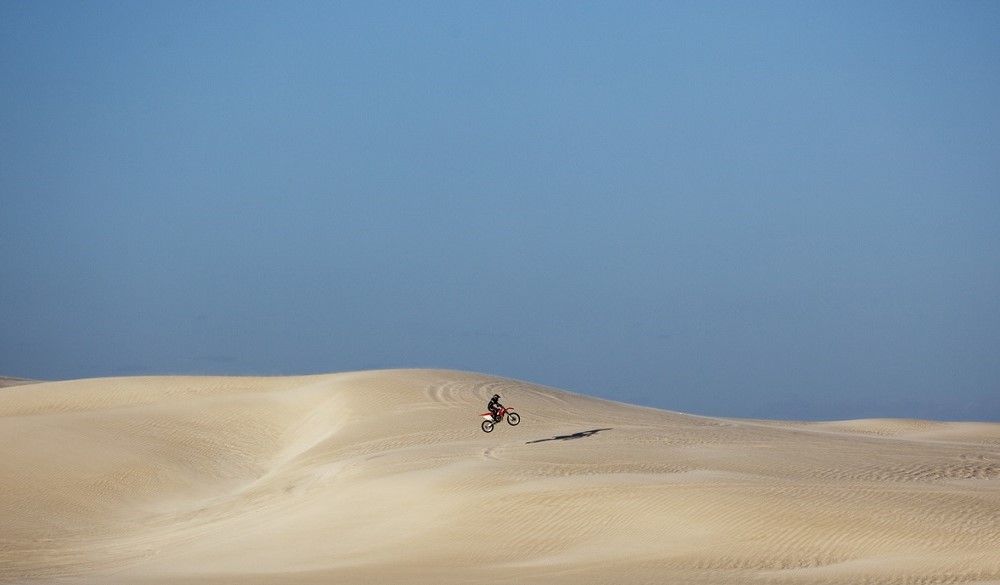 Explorar la gran duna de Marruecos es una experiencia inolvidable. Fuente: iStock/LockieCurrie