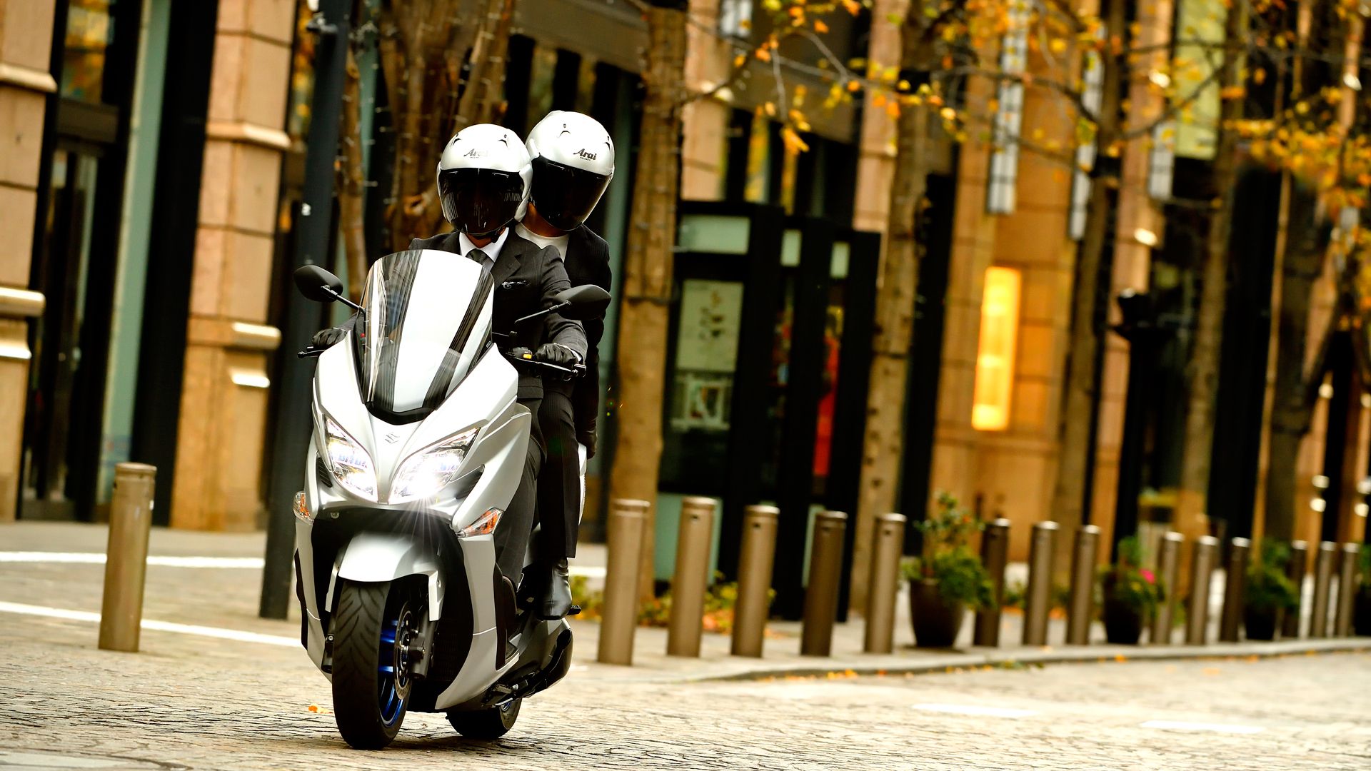 Suzuki Burgman 400 2021 19
