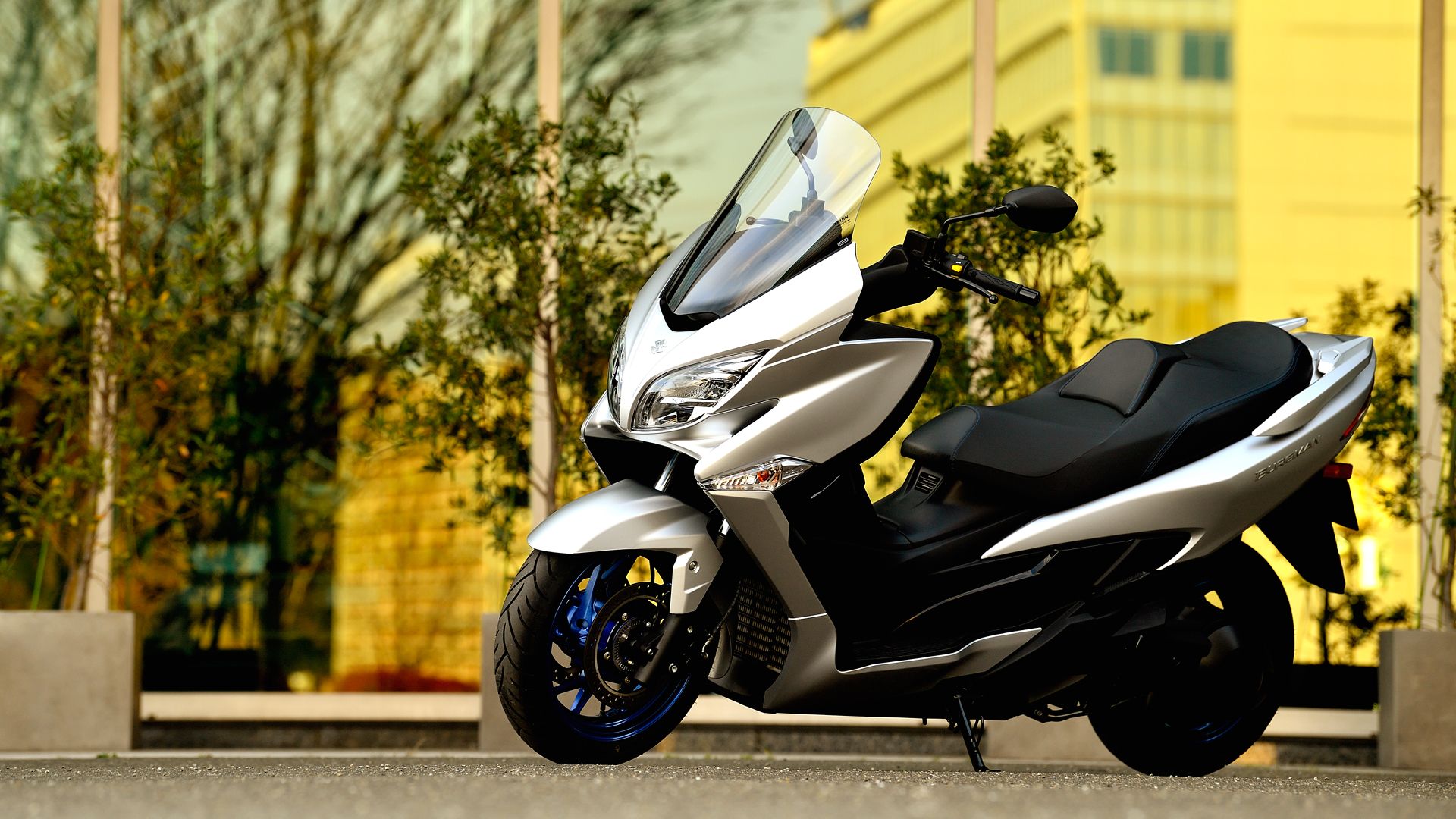 Suzuki Burgman 400 2021 24