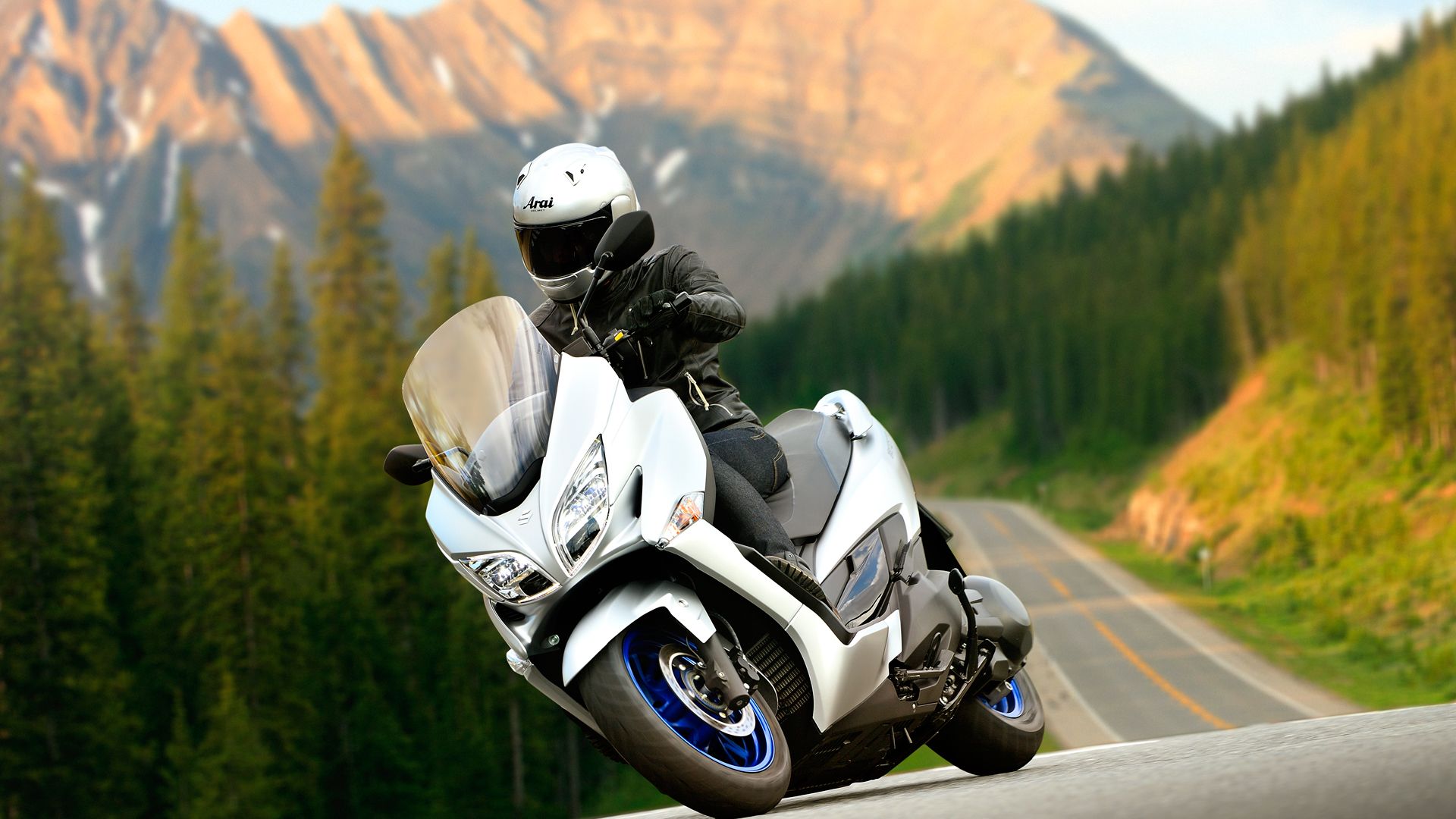 Suzuki Burgman 400 2021 25