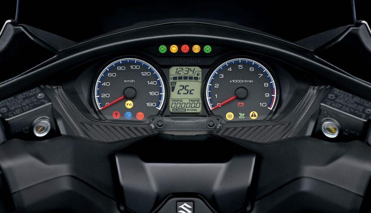 Suzuki Burgman 400 2021 12 Suzuki Burgman 400 2021 12