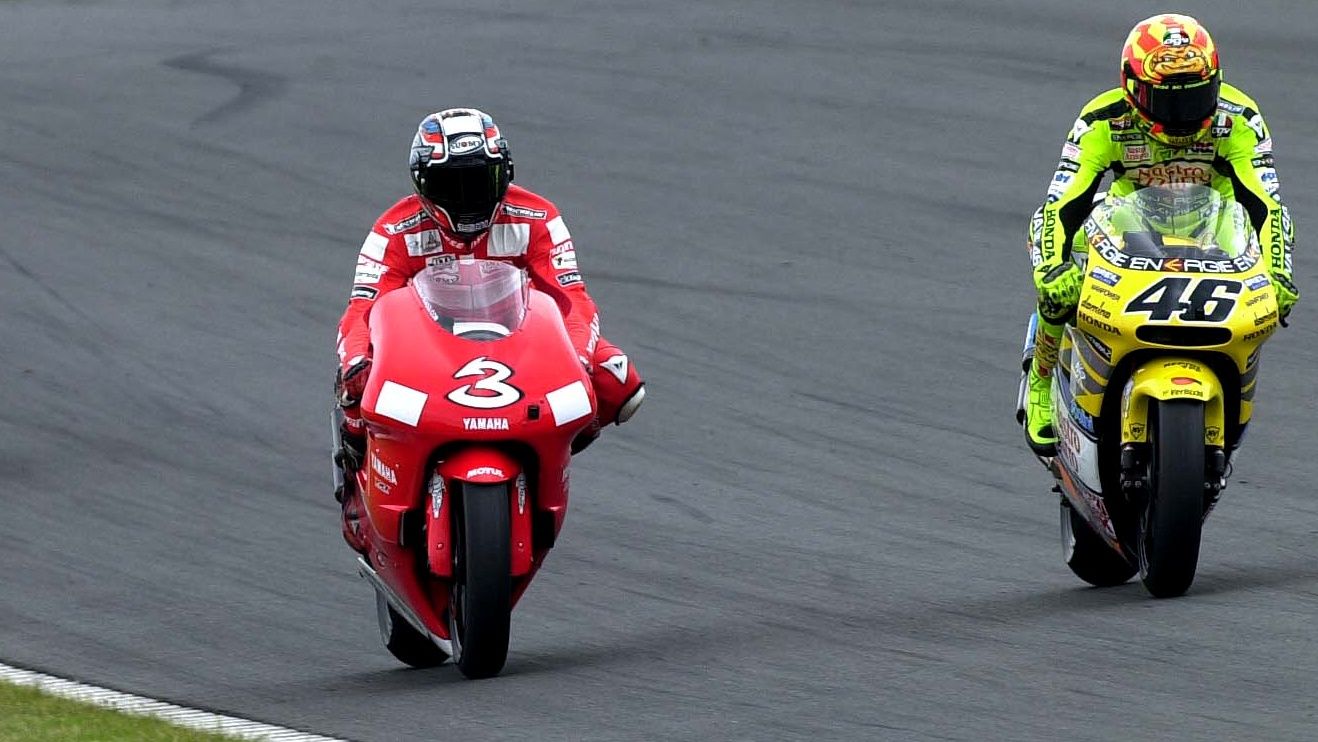 18 Max Biaggi