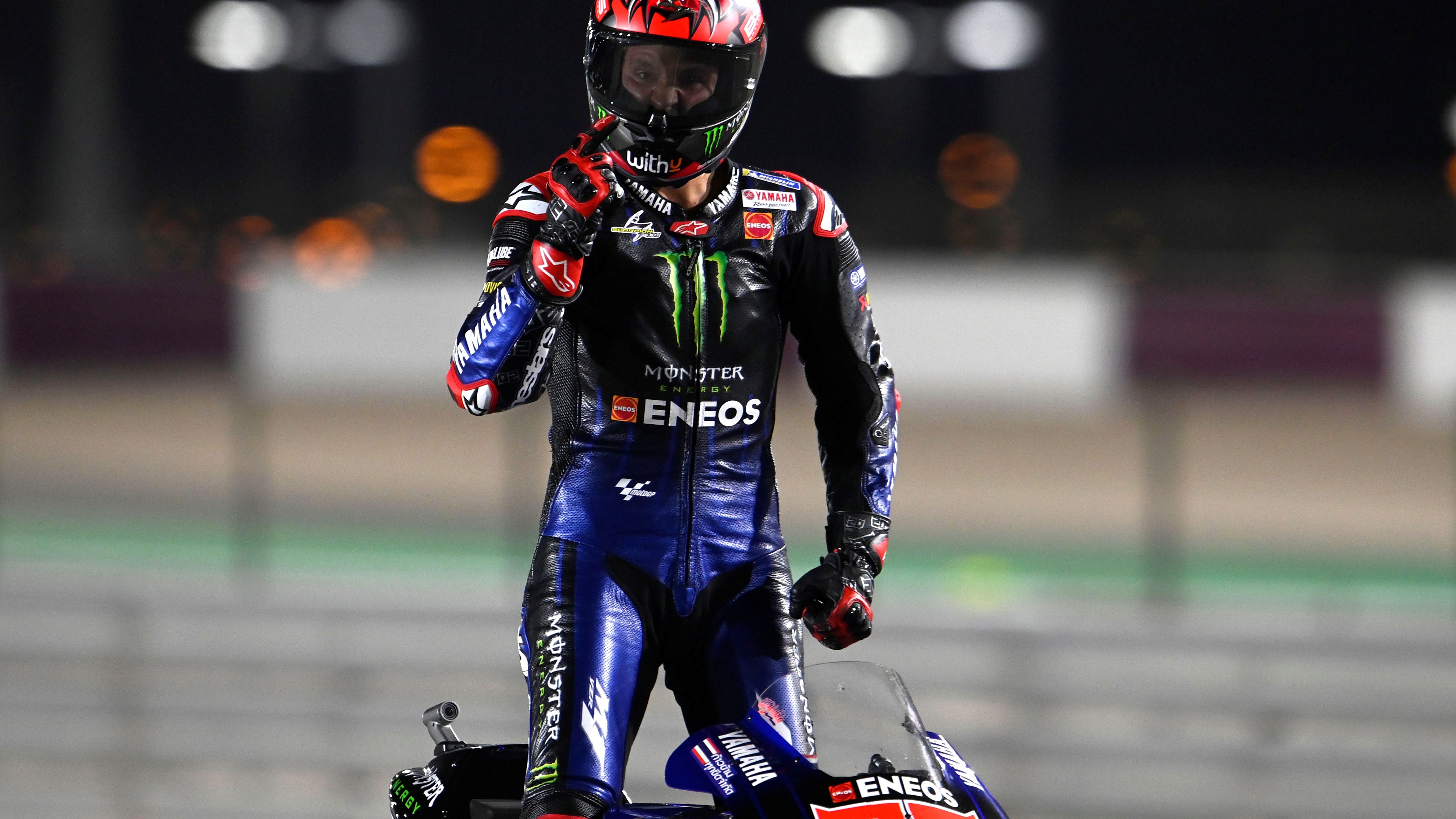 Fabio Quartararo festeja su victoria en el GP de Doha 2021 de MotoGP