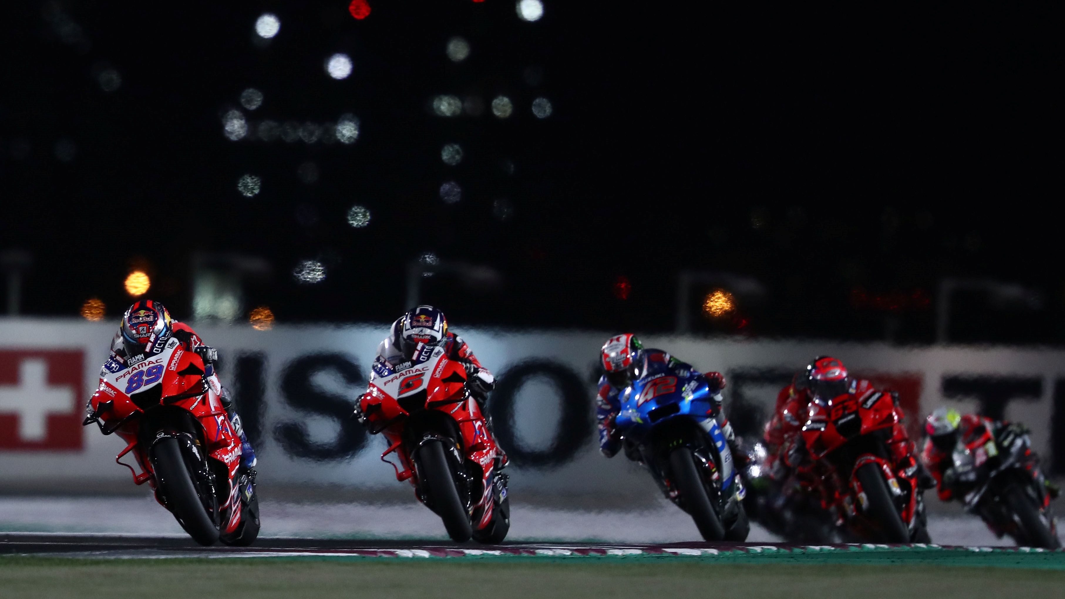 Jorge Martín intenta abrir hueco con Johann Zarco, Álex Rins y Pecco Bagnaia