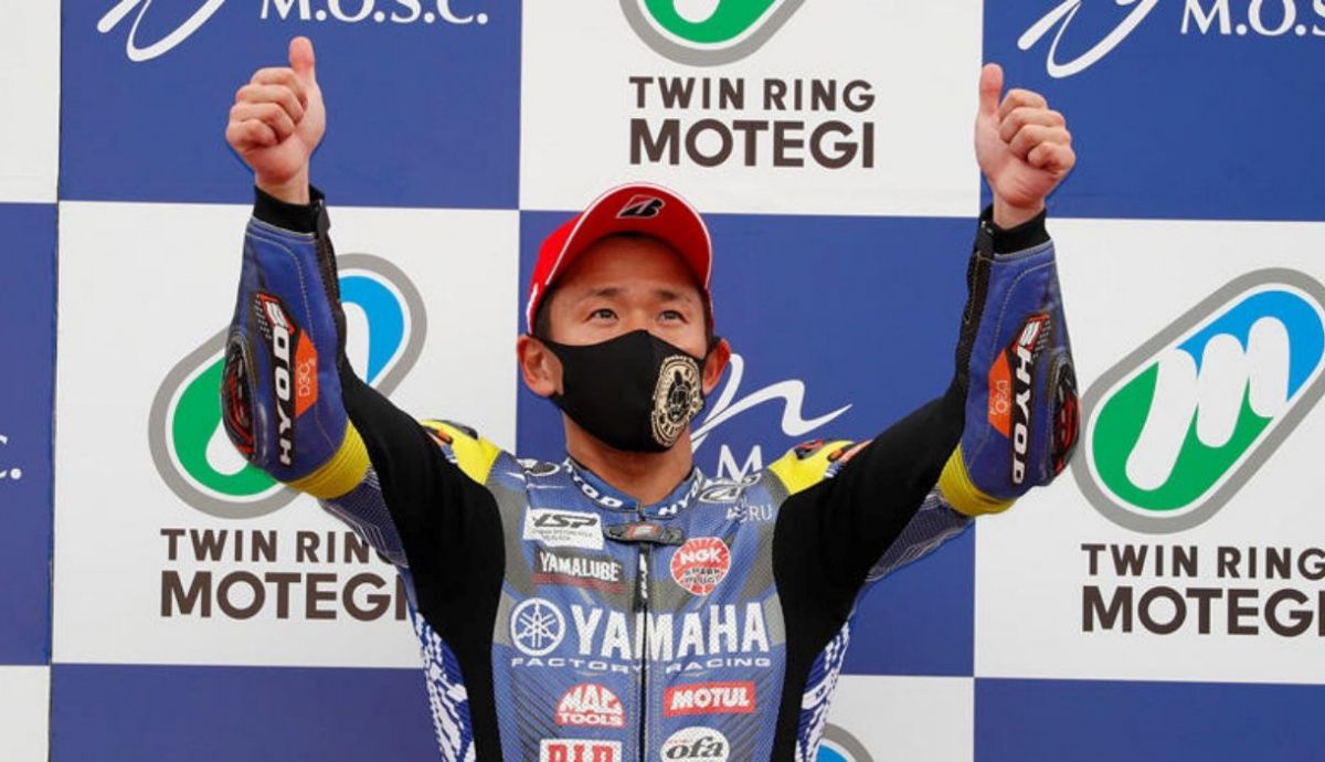 Katsuyuki Nakasuga festeja su doblete en Motegi Katsuyuki Nakasuga festeja su doblete en Motegi