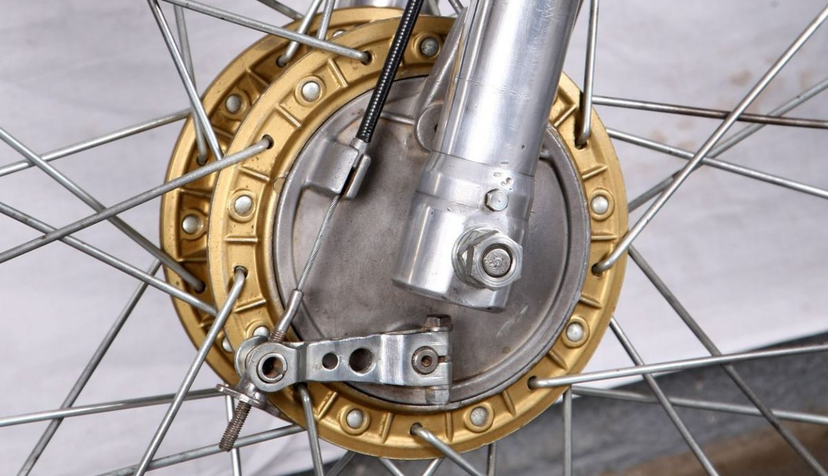 CZ 250 Motocross oficial 1974, reina sin corona