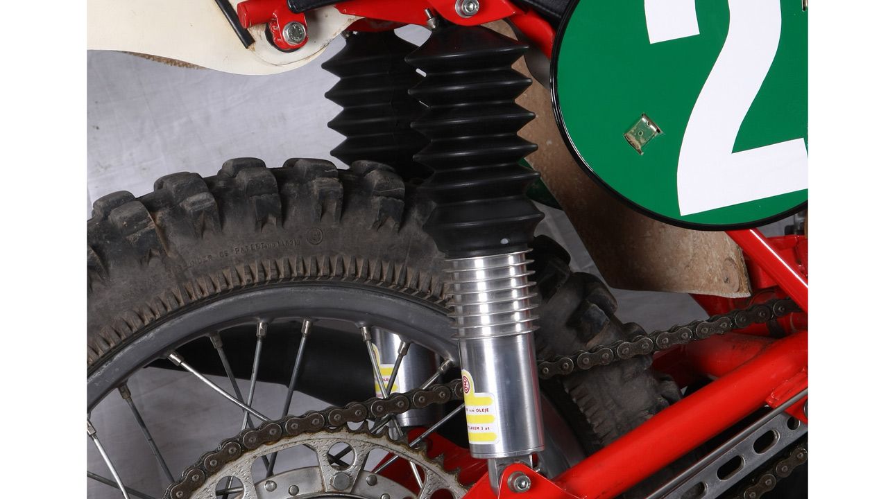 CZ 250 Motocross oficial 1974