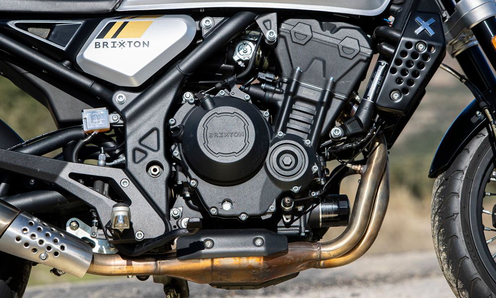 Brixton Crossfire 500: El motor cambia el diámetro de los cilindros respecto al CB.
