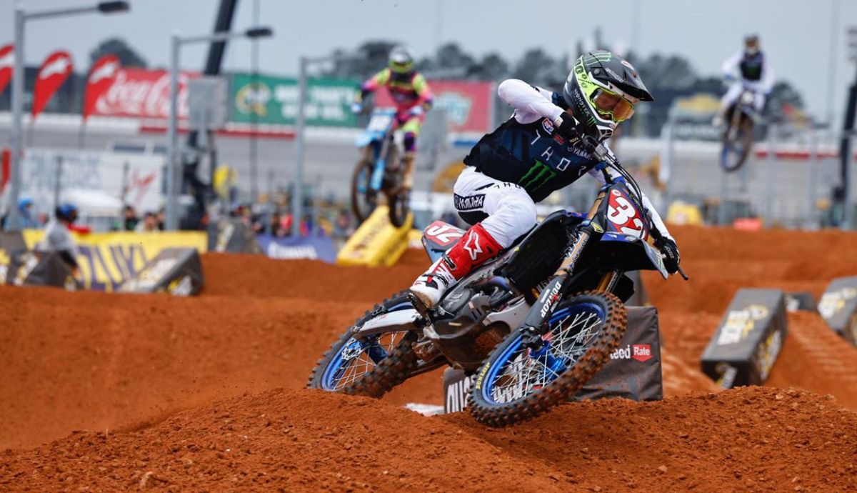Ken Roczen vuelve a lo más alto Ken Roczen vuelve a lo más alto