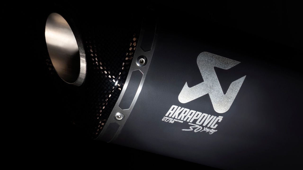 Akrapovic celebra su 30 aniversario