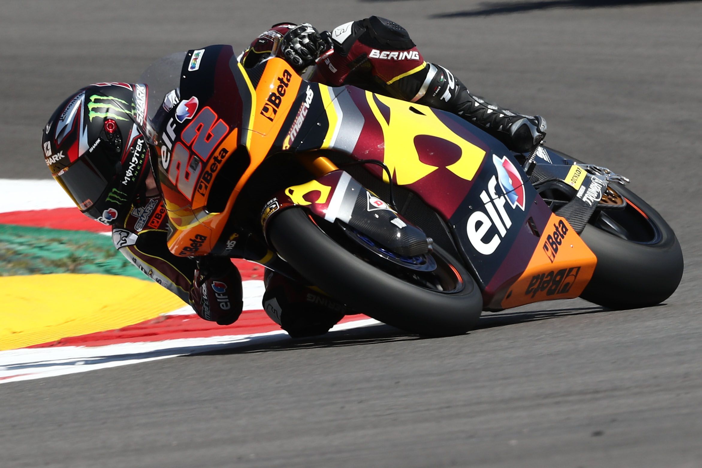 Hat trick de poles para Sam Lowes que sigue intratable en Moto2