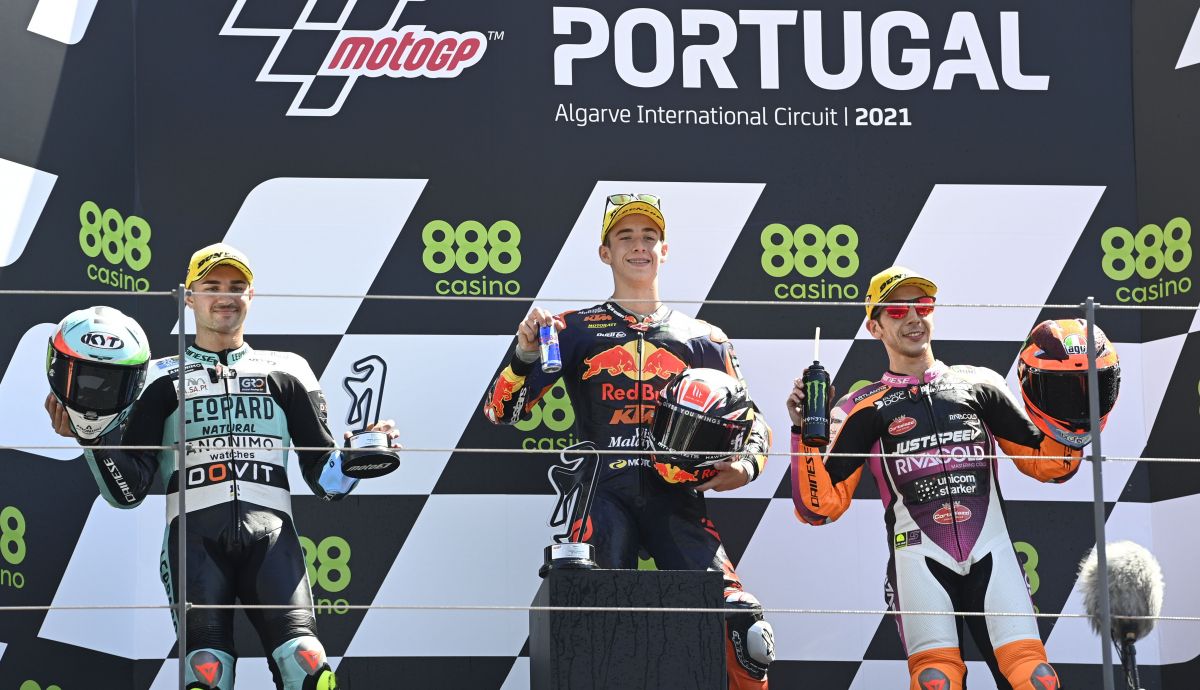 podio carrera moto3 portugal podio carrera moto3 portugal