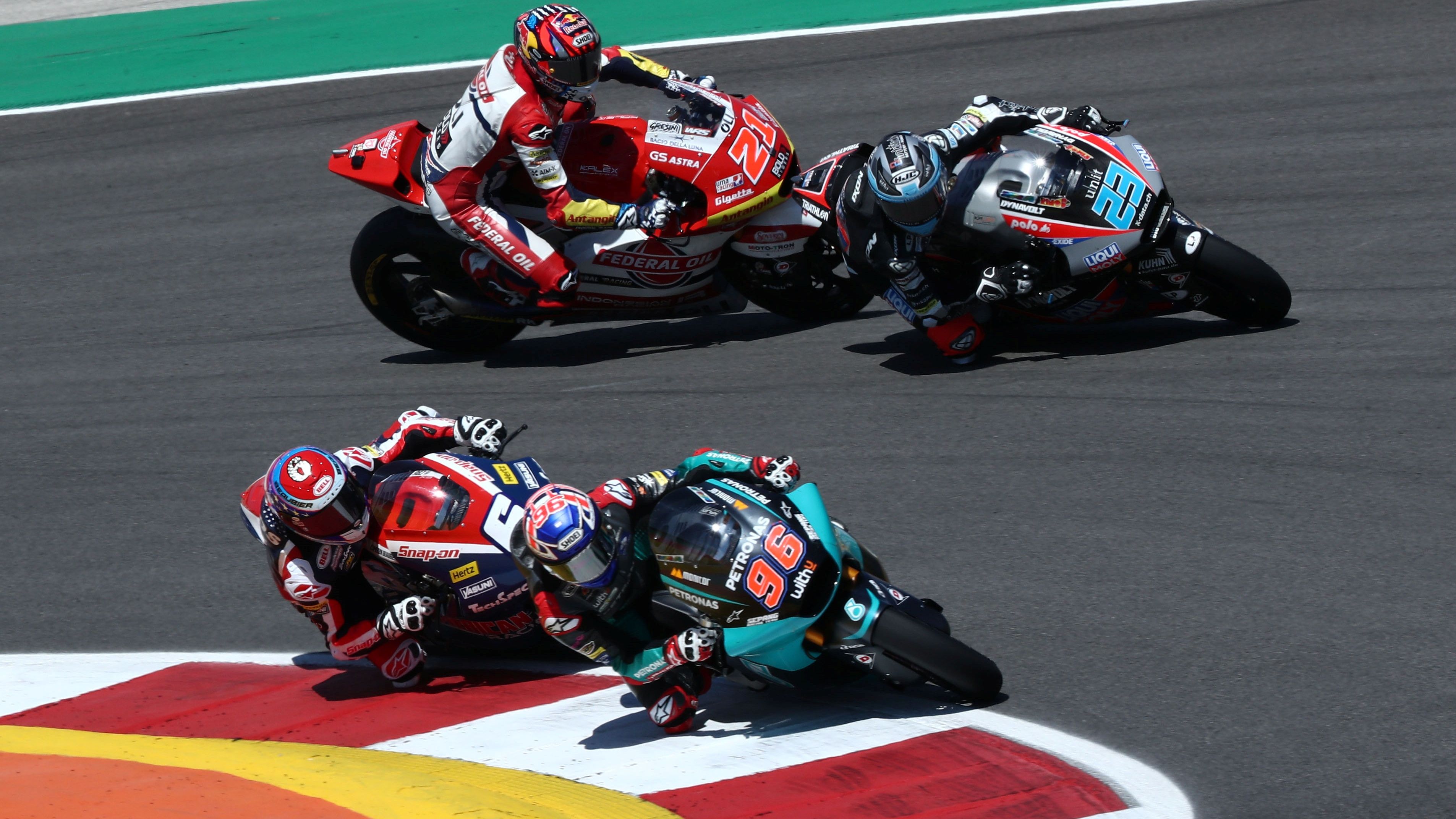 Jake Dixon y Cameron Beaubier entrarn por el interior mientras Marcel Schrotter y Fabio Di Giannantonio se cuelan