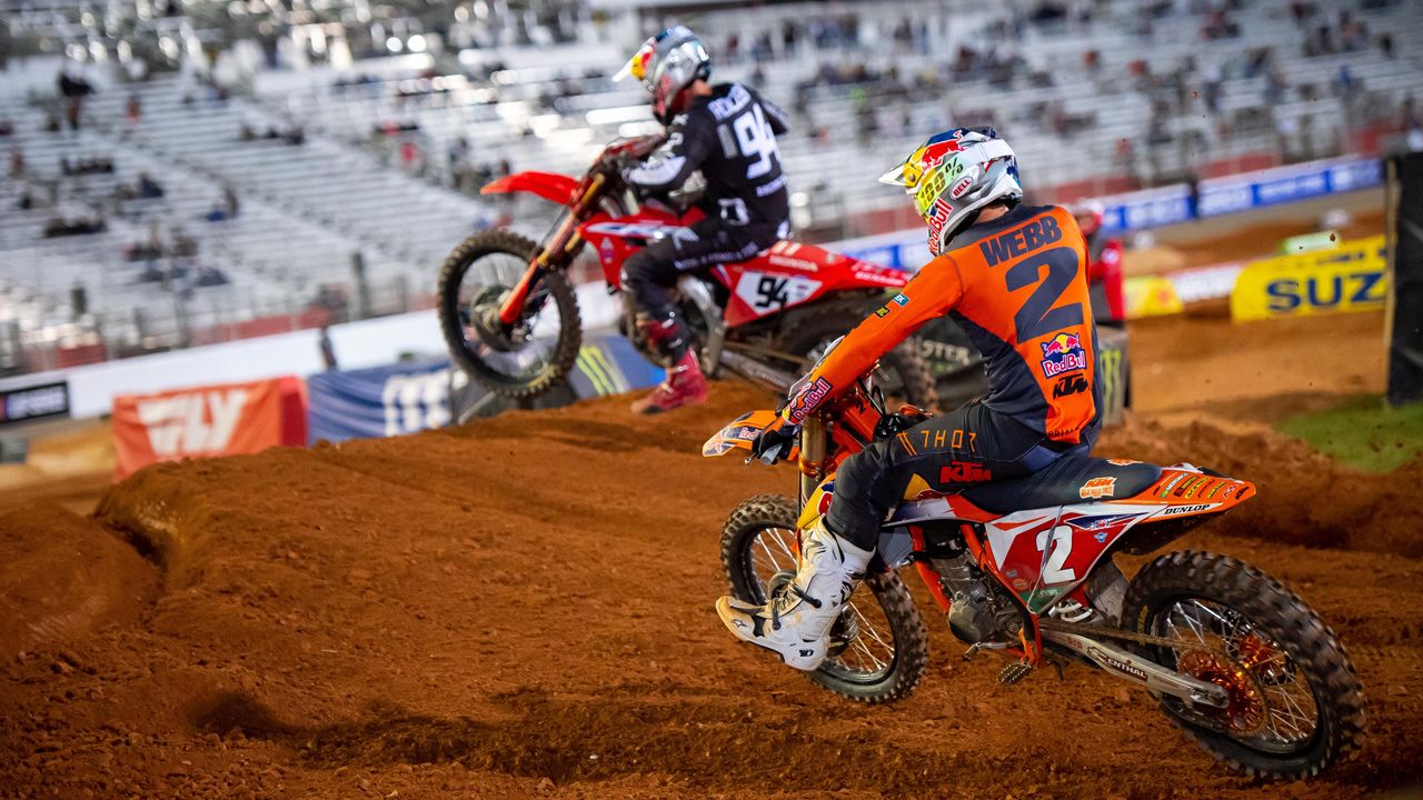 Importante triunfo de Cooper Webb en el Supercross de Atlanta 3