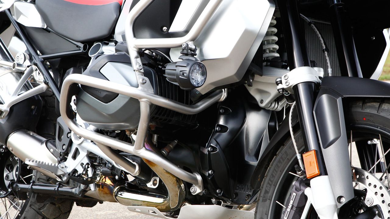 Defensas tubulares, ¿para todo tipo de motos?