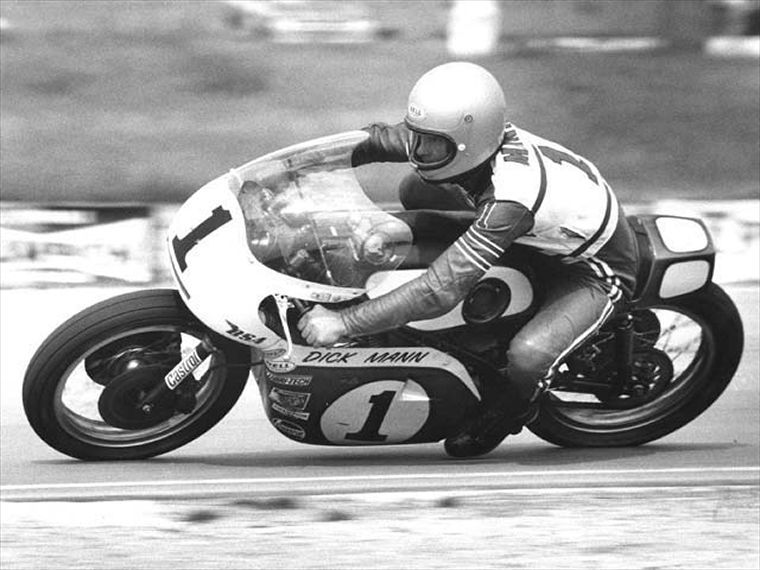 Adiós a Dick Mann, el ídolo de Kenny Roberts.
