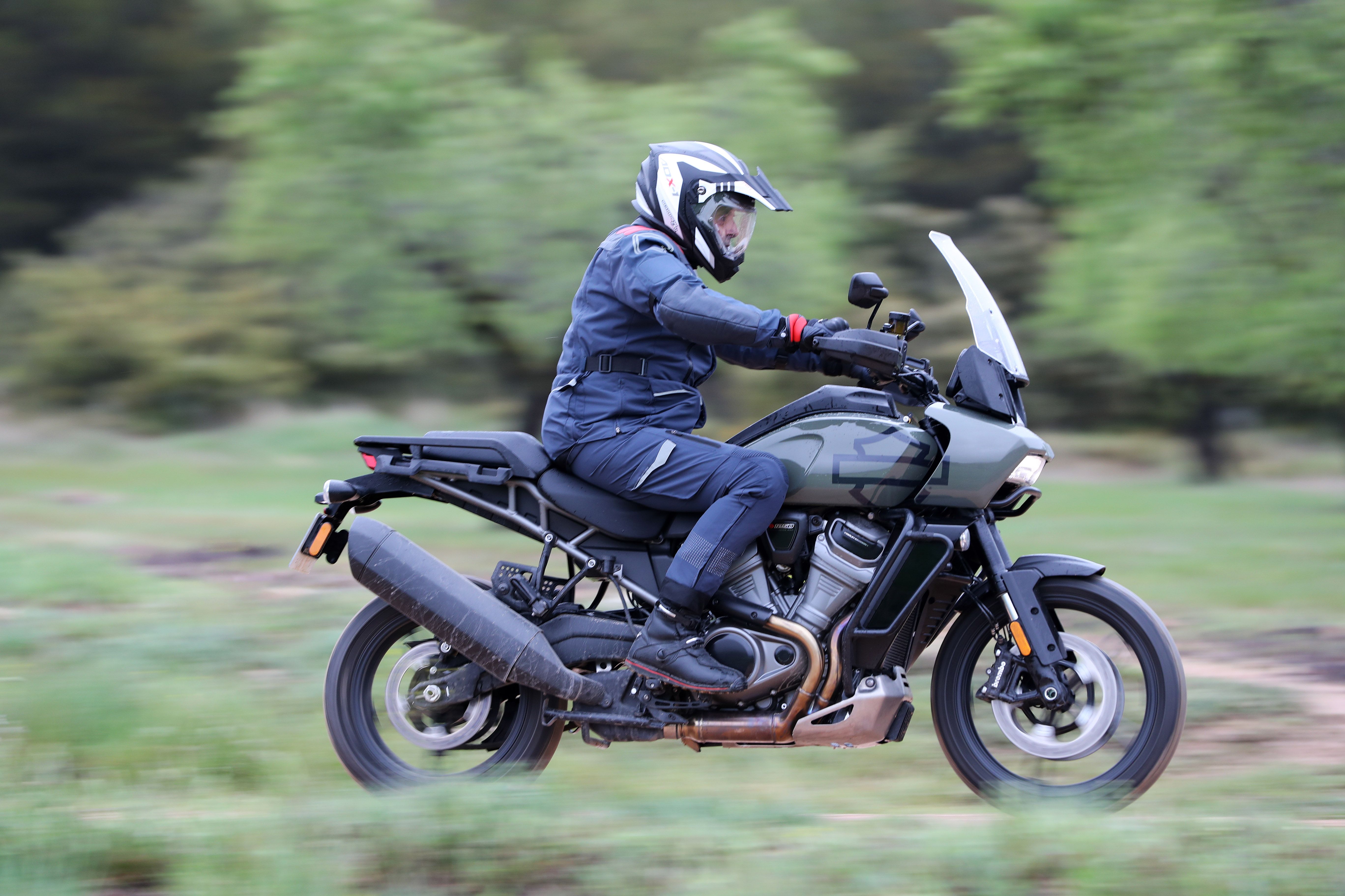 Harley Davidson Pan-America 1250.