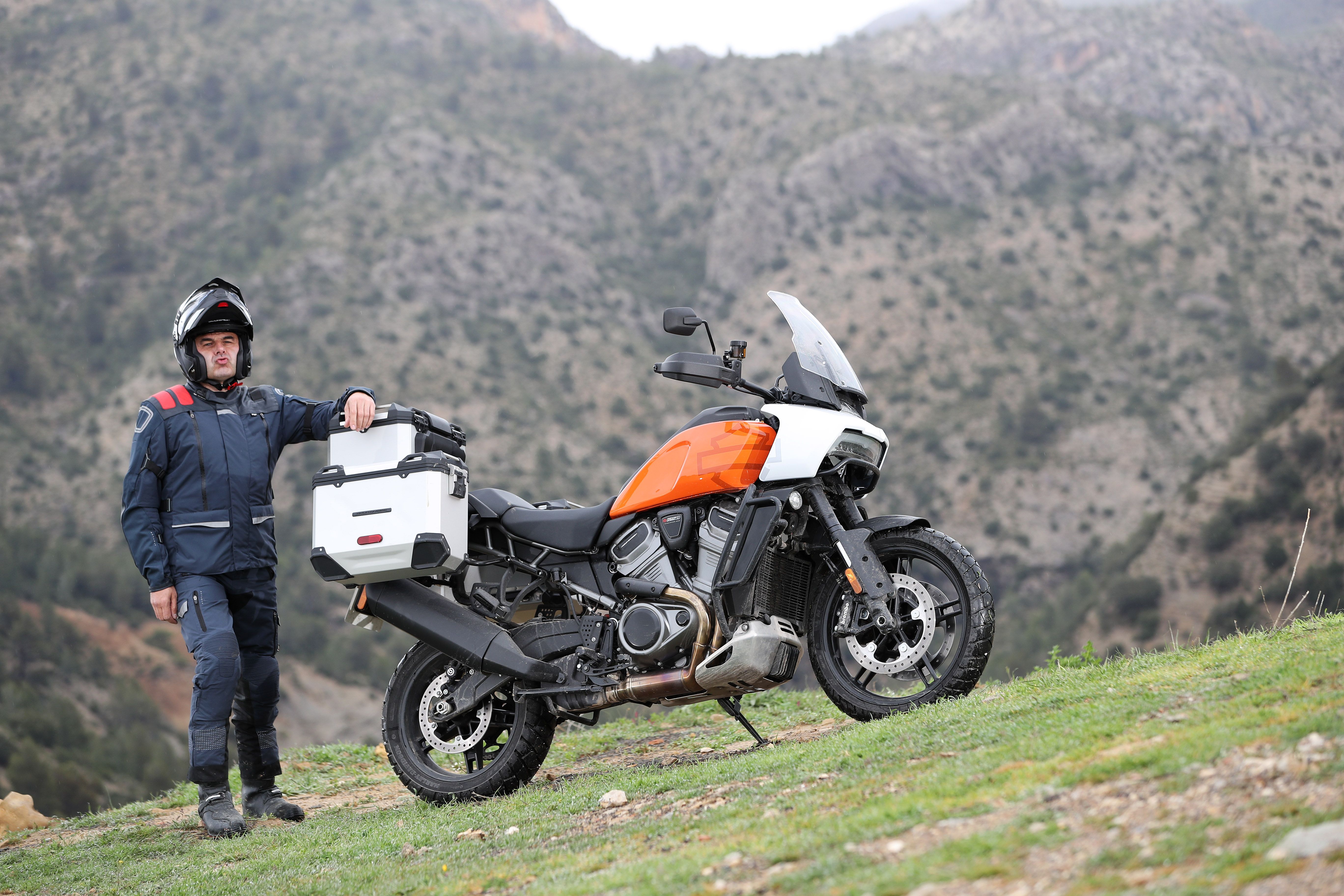 Harley Davidson Pan-America 1250.