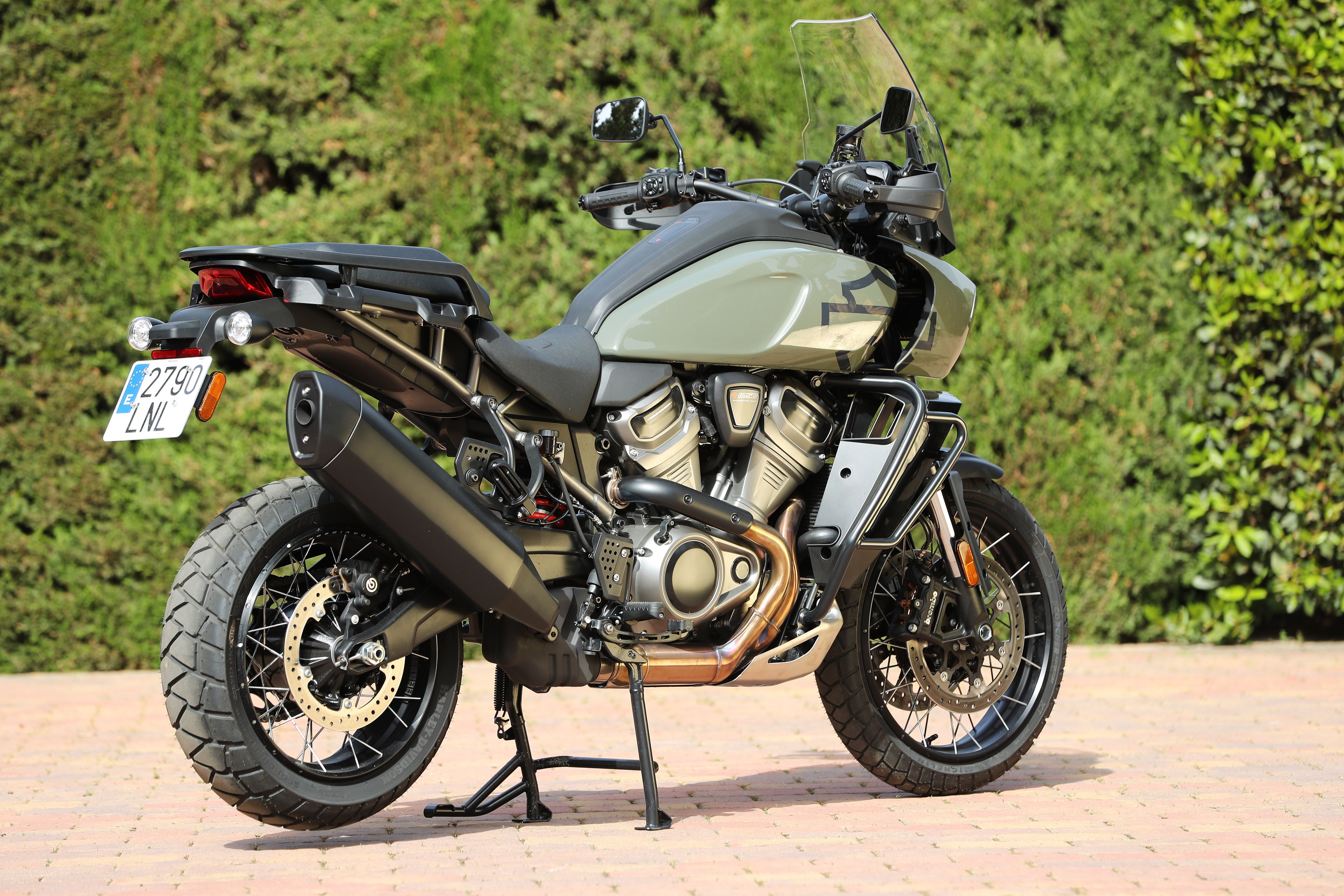 Harley Davidson Pan-America 1250.