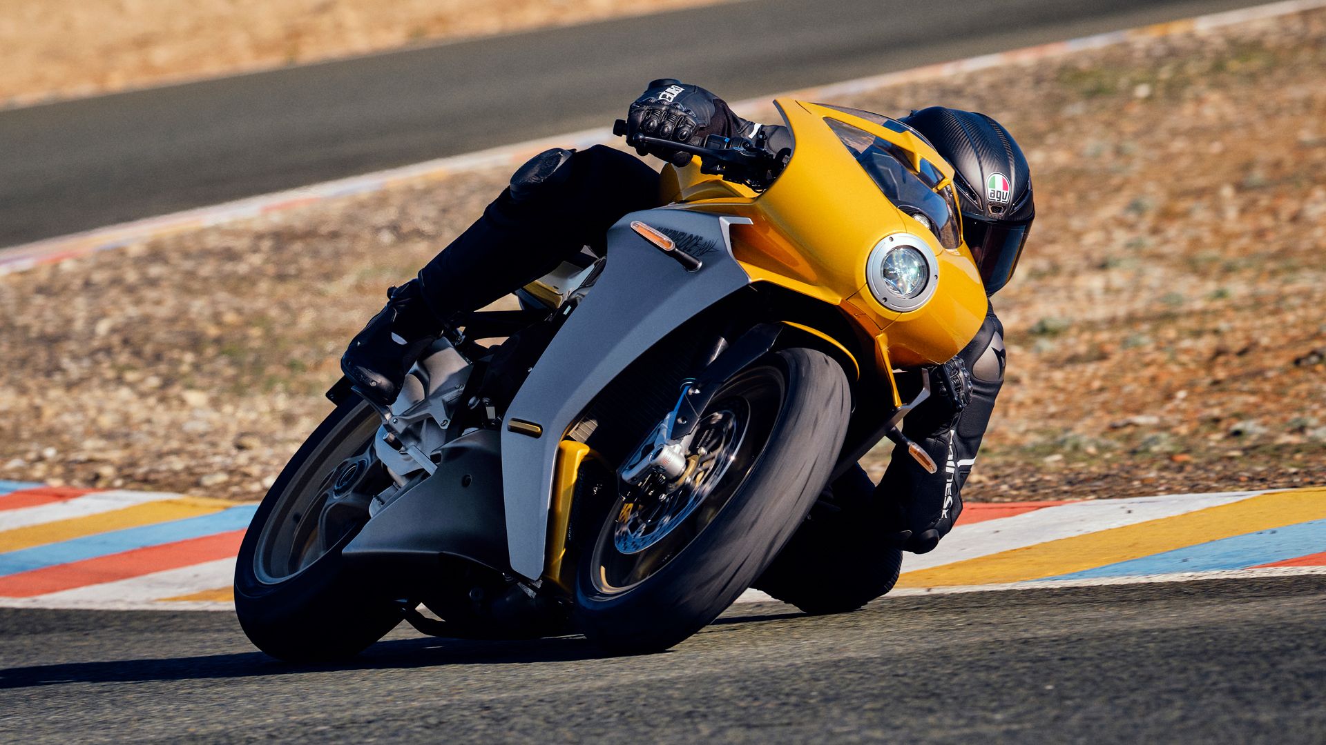 MV Agusta Superveloce 29