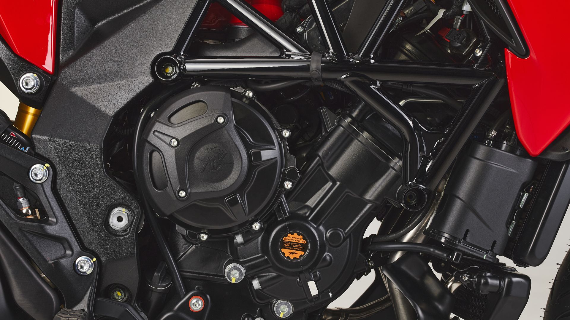 MV Agusta Turismo Veloce Rosso 2021 07
