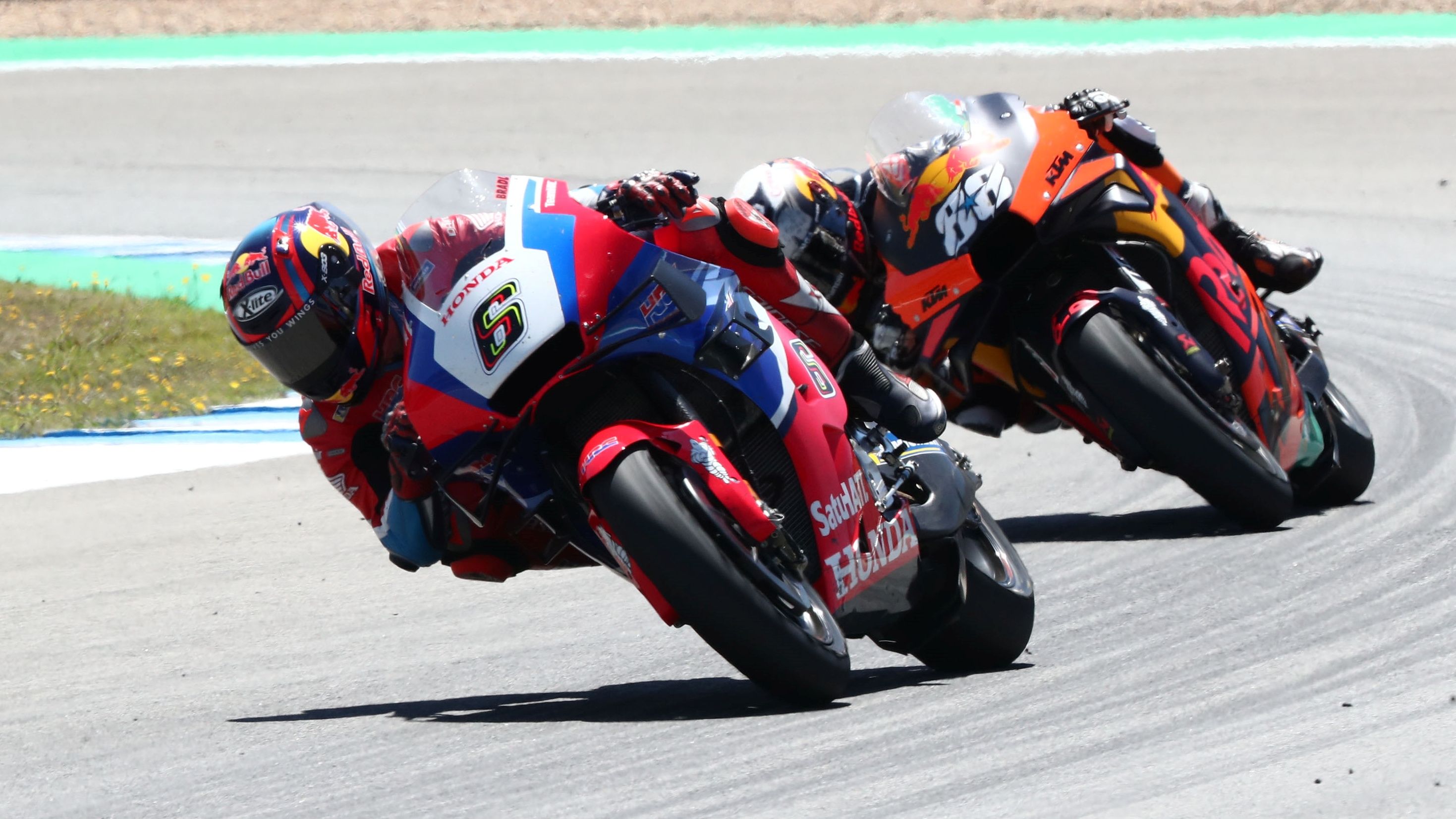 Stefan Bradl y Miguel Oliveira