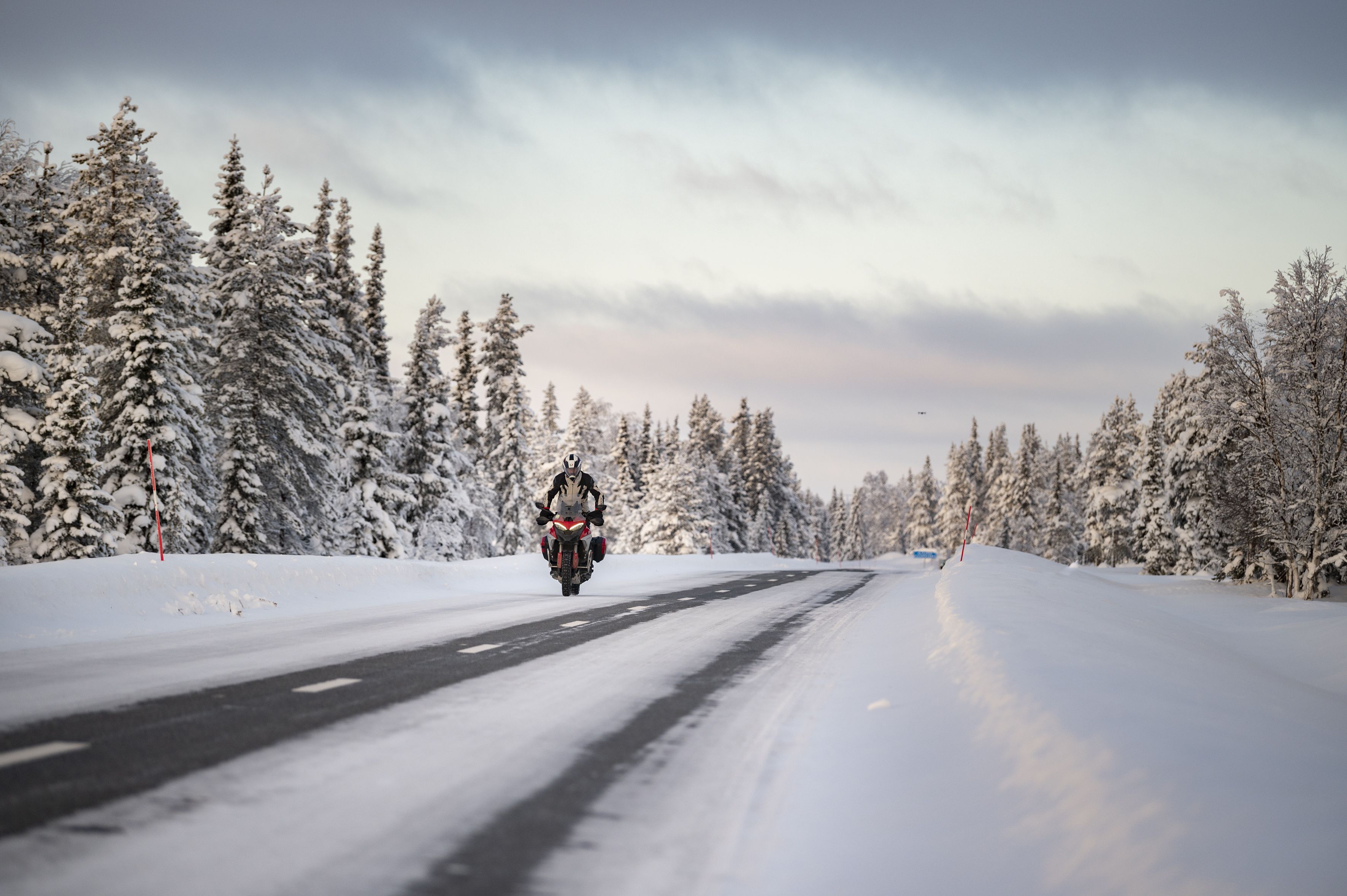 En moto al Círculo Polar Ártico: Arjeplog.