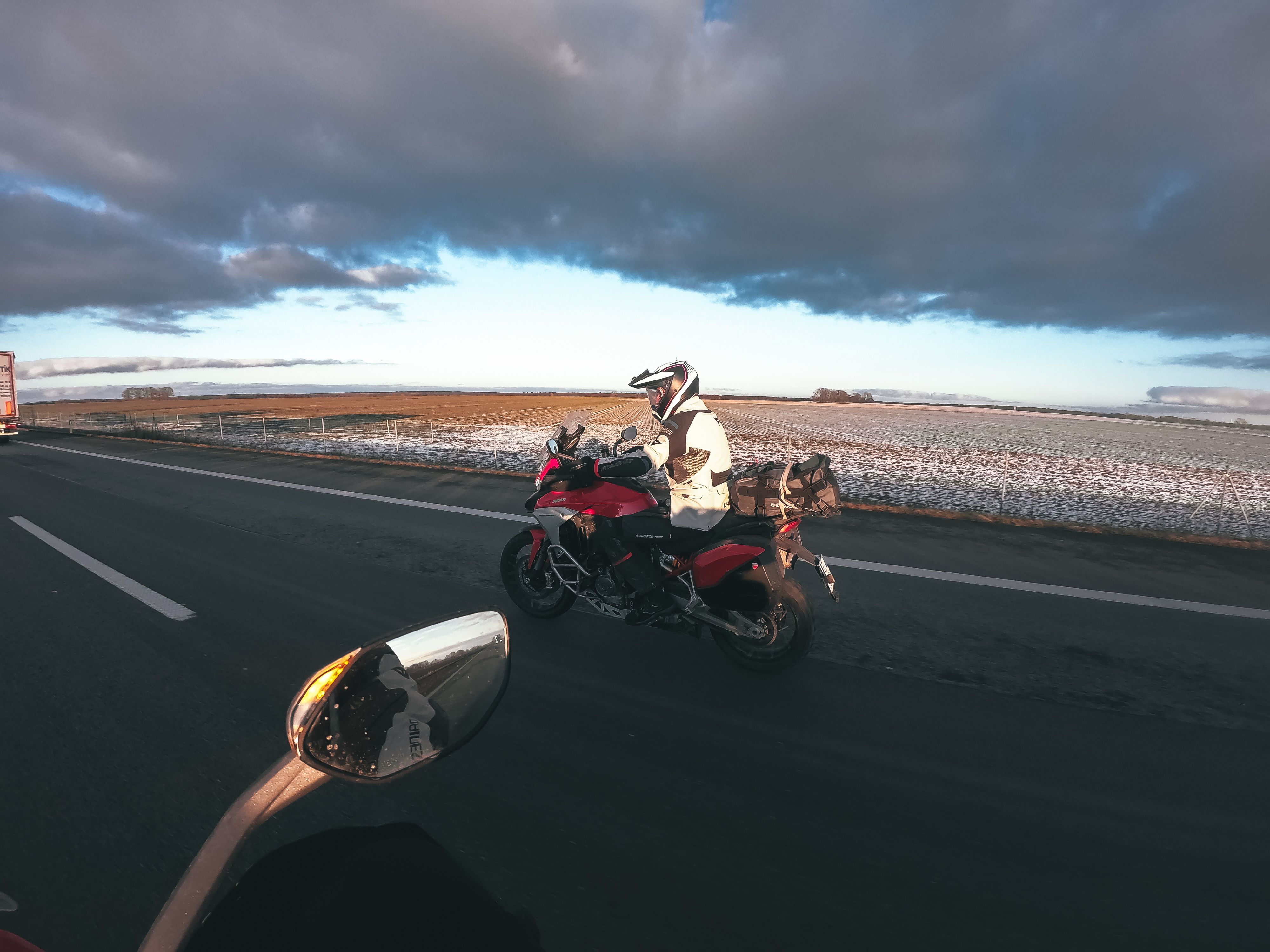 En moto al Círculo Polar Ártico: Lipsia.
