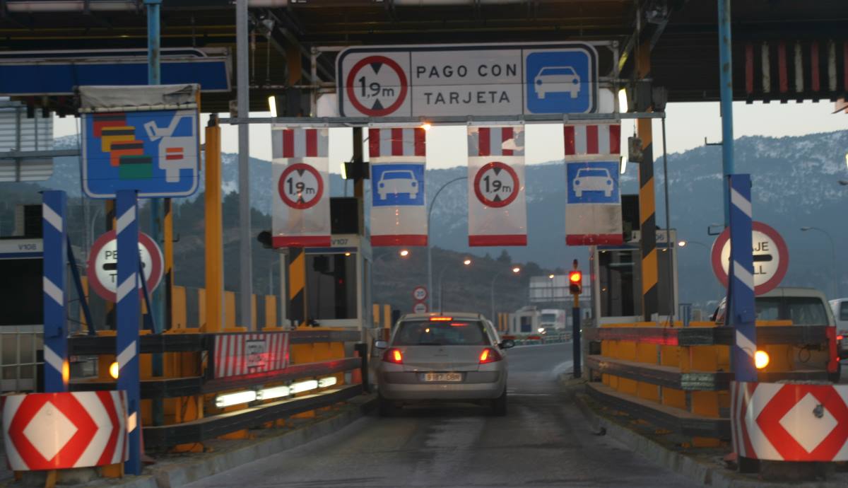 La DGT ha justificado la implantación del pago en todas las autopistas y autovías