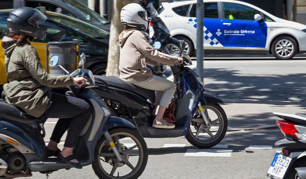 La moto ligera es la reina de la ciudad. Fuente: iStock/Kutredrig