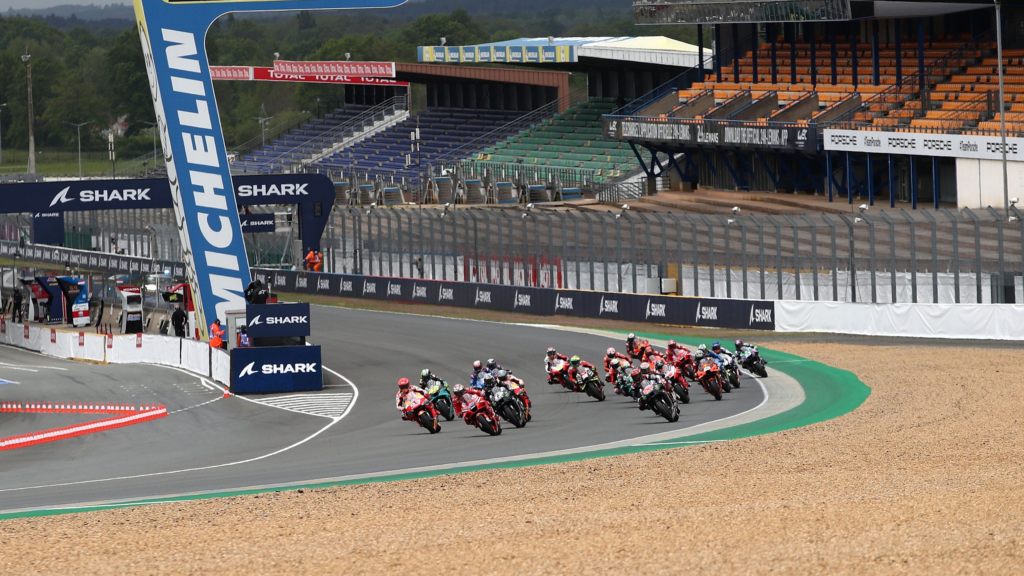 La salida de MotoGP con Jack Miller tomando el mando