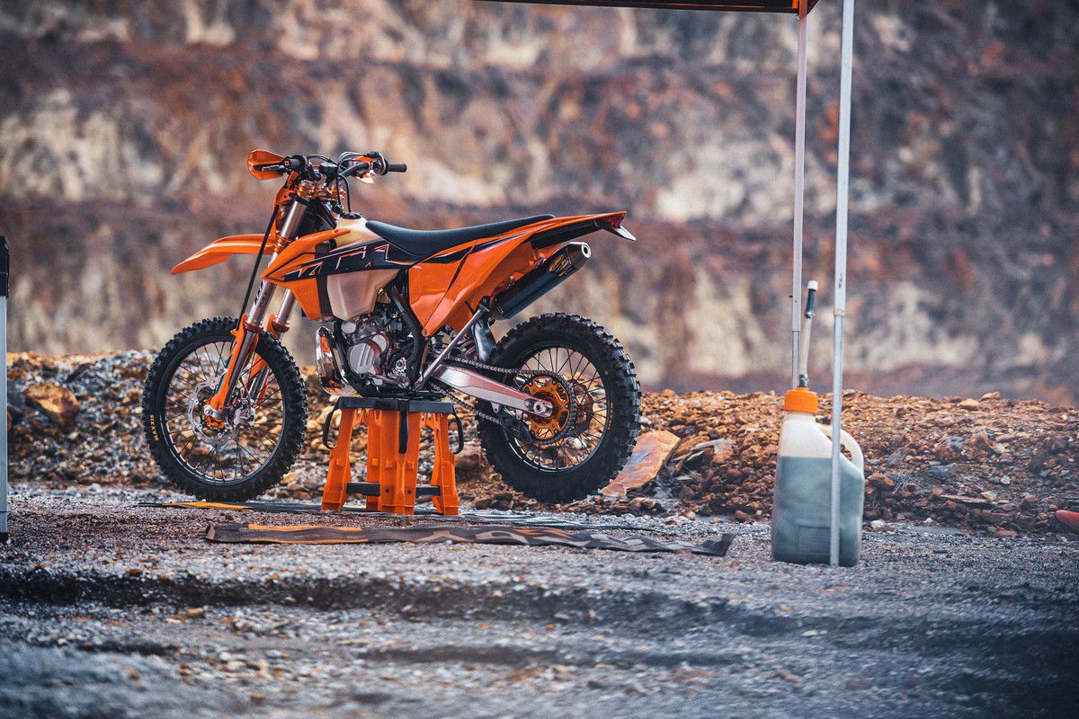 KTM 300 EXC TPI 2022 5