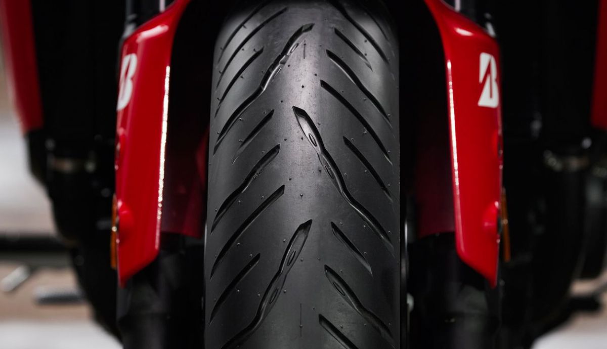 Battlax Sport-Touring T32, probamos los nuevos neumáticos de Bridgestone Battlax Sport-Touring T32, probamos los nuevos neumáticos de Bridgestone