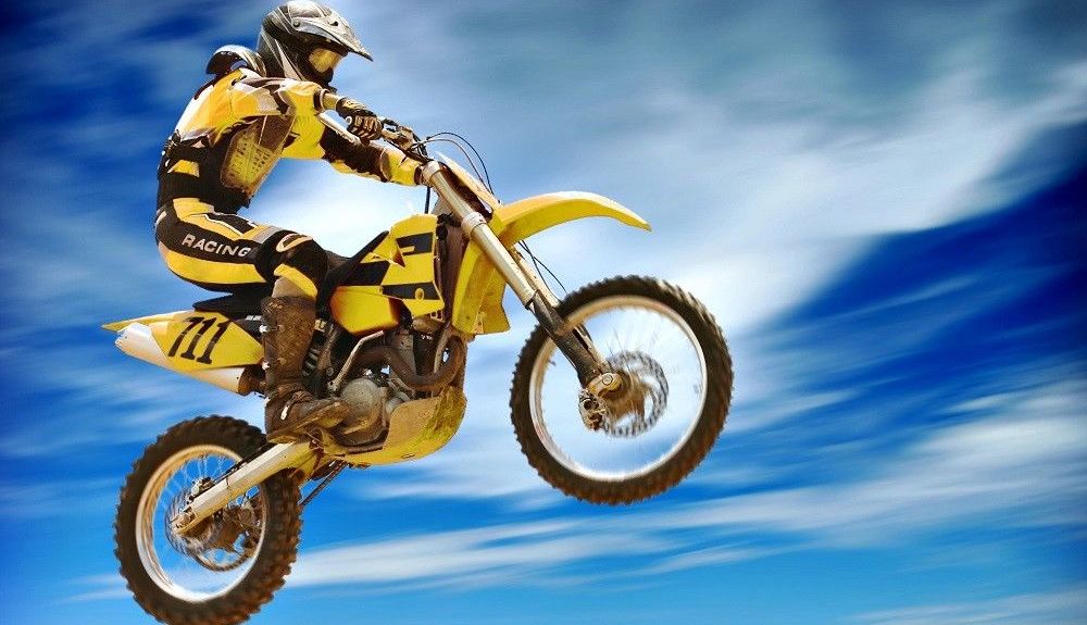 El motocross también tiene su espacio en este circuito. Fuente: iStock/Jenko