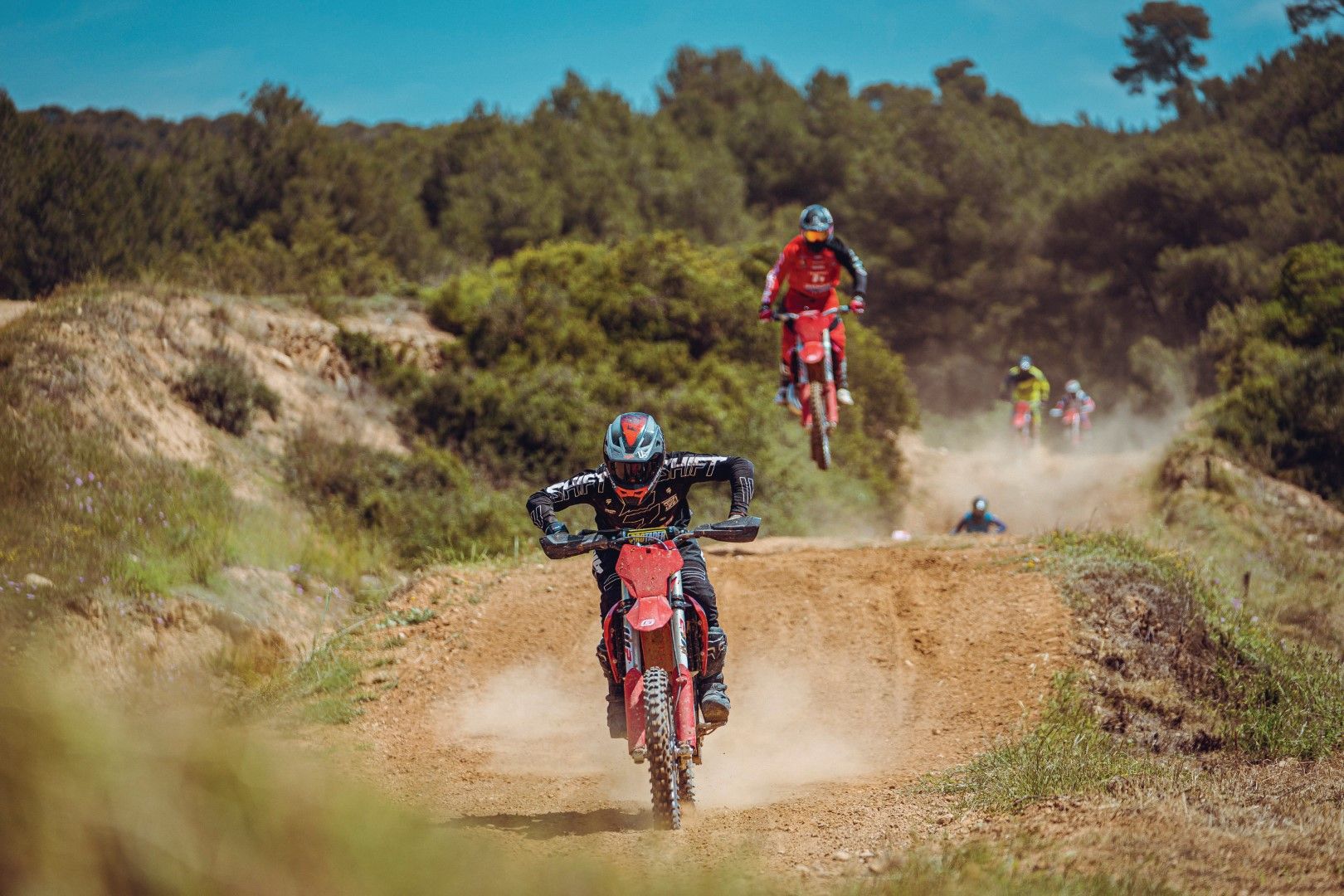 UNITED IN DIRT GASGAS