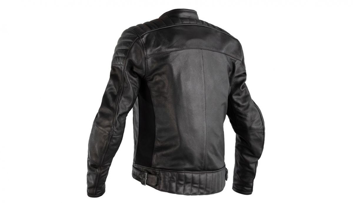 Chaqueta RST Fusion, protección airbag con estilo clásico