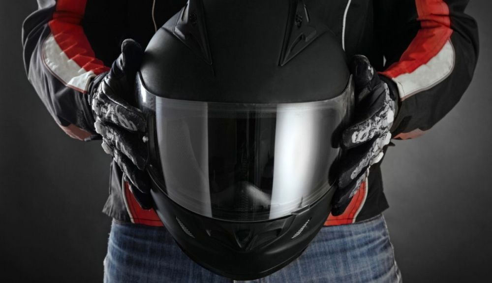 Casco de moto. Fuente: iStock / silverjohn Casco de moto. Fuente: iStock / silverjohn