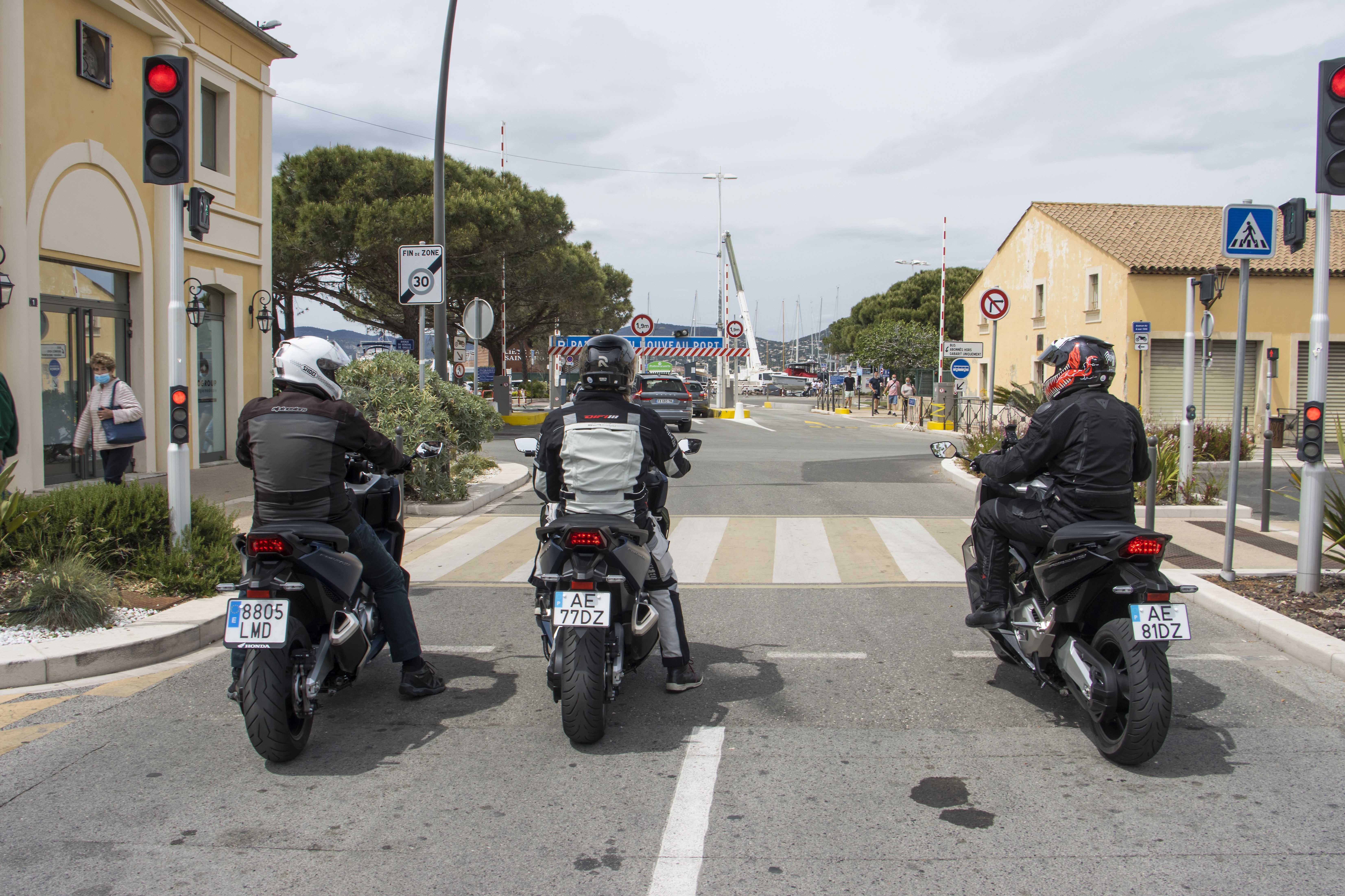 Ruta Barcelona Monaco en Honda Forza 750 (16)