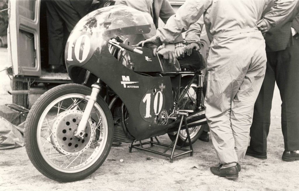 Mototrans 250/4: la moto que llegó tarde.