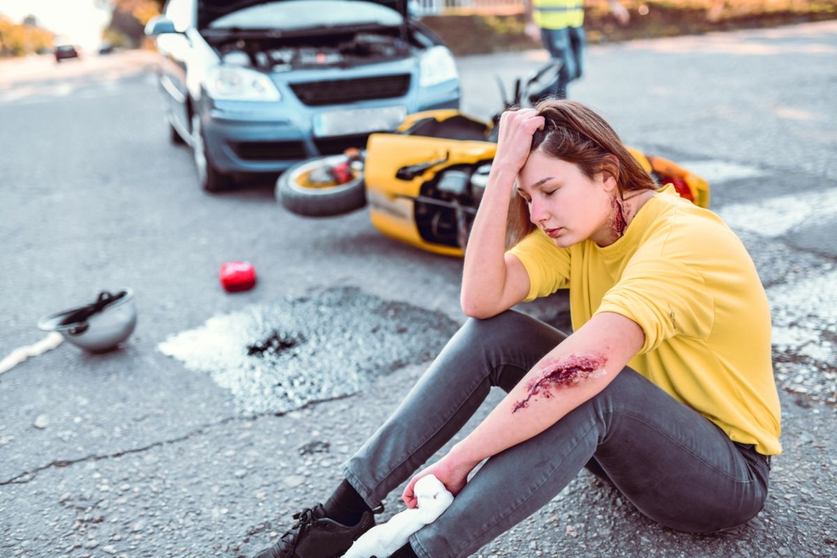 Accidente, para el que es imprescindible un chaleco con airbag. Fuente: iStock / Aleksandar Georgiev.