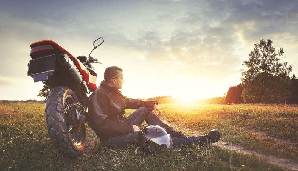 Motorista descansando: Fuente: iStock/narvikk Motorista descansando: Fuente: iStock/narvikk