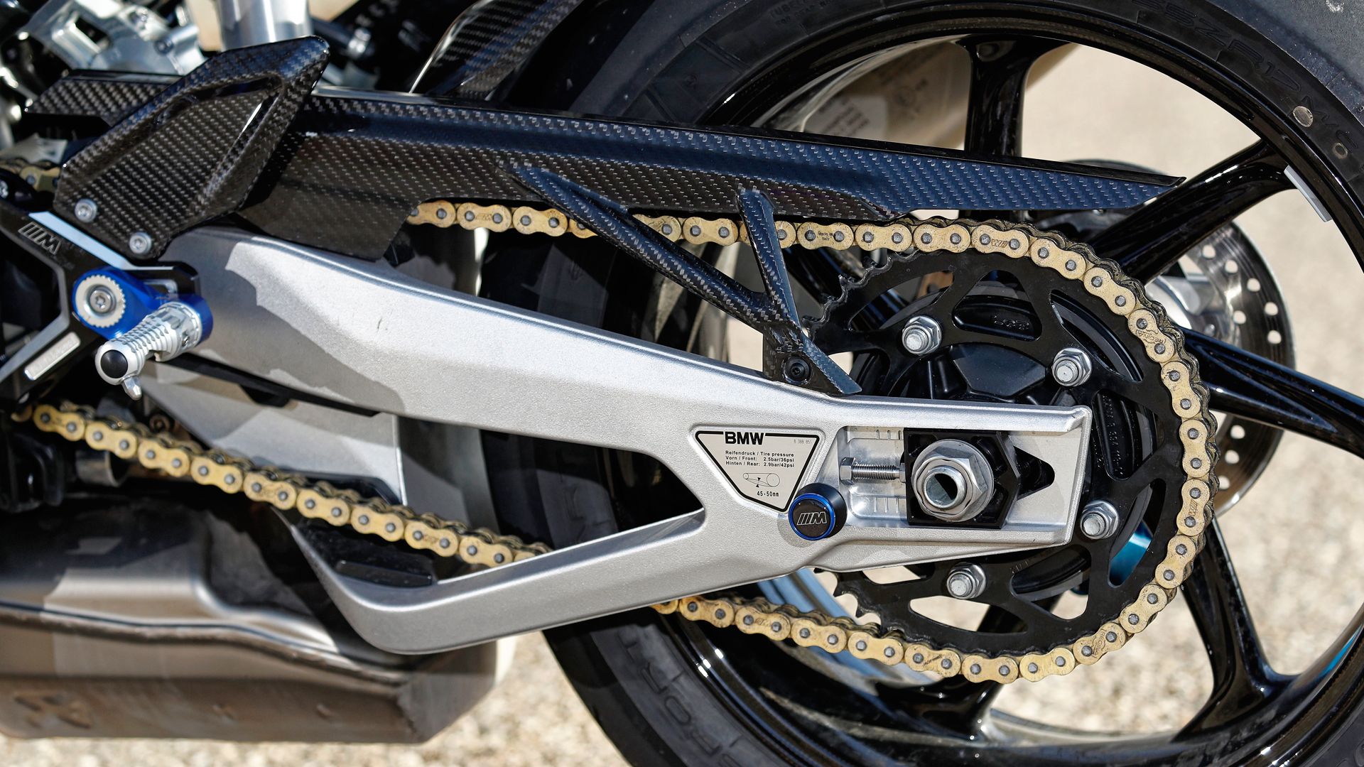 BMW M1000RR 2021 12